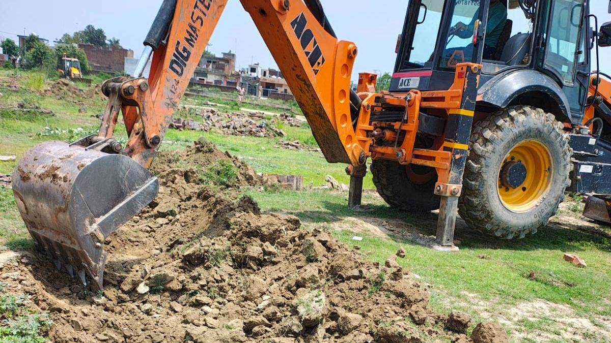 illegal colonies demolished in mangalpur strict action to be taken against such colonies