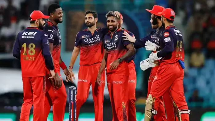 कोहली की RCB ने IPL में रचा इतिहास