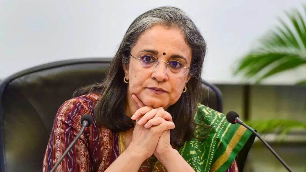 https://www.jagranimages.com/images/newimg/28052025/28_05_2025-sebi_chief_news_23949735.jpg