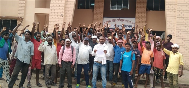 एकलव्य विद्यालय के मजदूरों को मिले सरकारी दर पर मजदूरी : मानसिंह