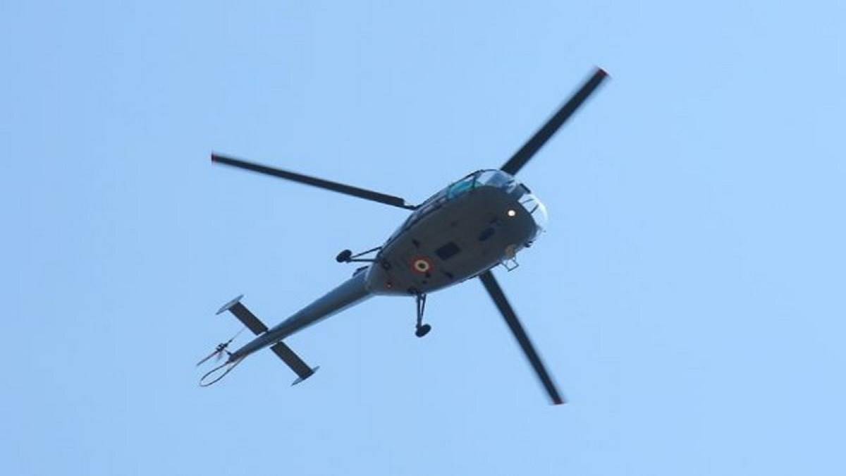 ओएनजीसी के हेलीकाप्टर ने अरब सागर में की इमरजेंसी लैंडिंग (प्रतीकात्मक तस्वीर)