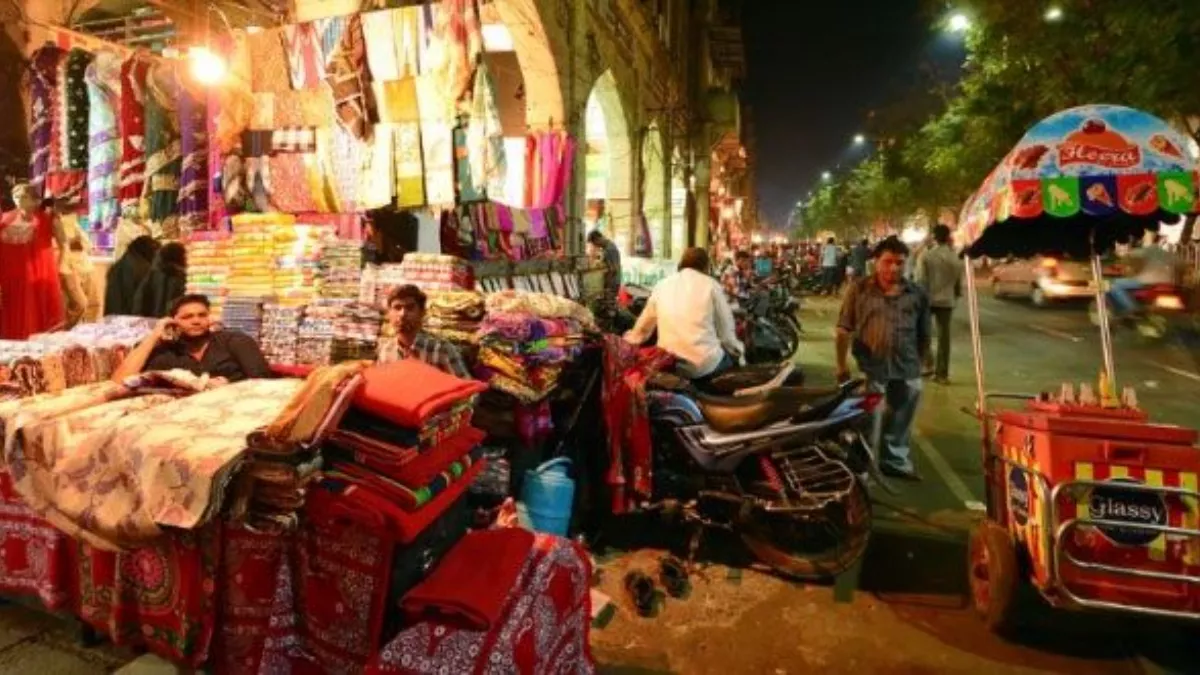 सूरत-अहमदाबाद के कपड़ा बाजार में आई मंदी की क्या है वजह, अन्य राज्यों पर इसका क्या पड़ रहा असर