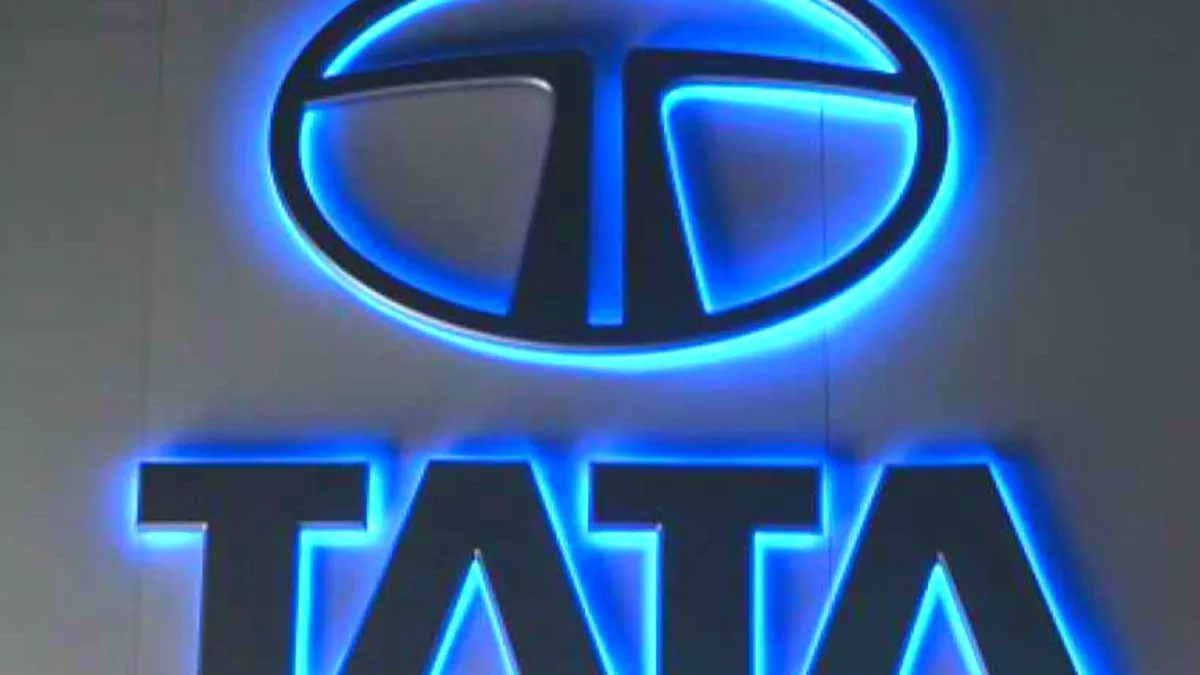 Tata Motors Cars Price Hike: आज से टाटा की गाड़ियों को खरीदना हुआ महंगा, जानें कितने रुपये देने होंगे अतिरिक्त