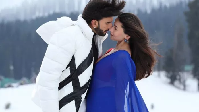 Rocky Aur Rani Kii Prem Kahaani Tum Kya Mile Song Out Ranveer Singh Alia Bhatt Romance on/Instagram