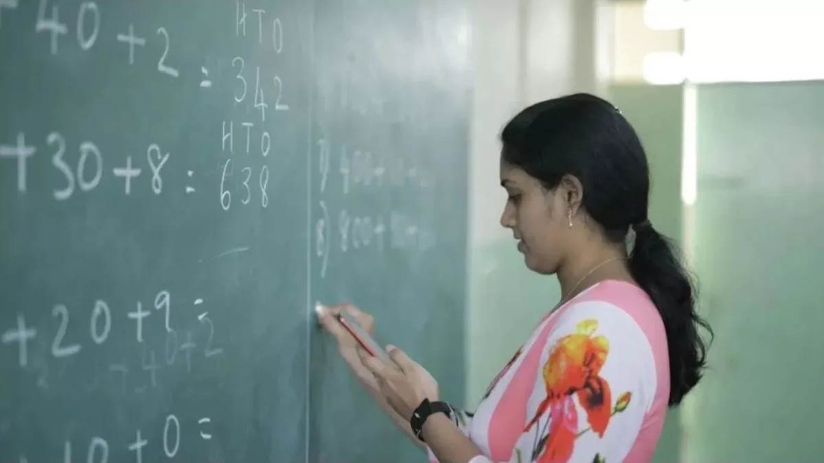 https://www.jagranimages.com/images/newimg/28062024/28_06_2024-indian_teachers_news_23748615.jpg