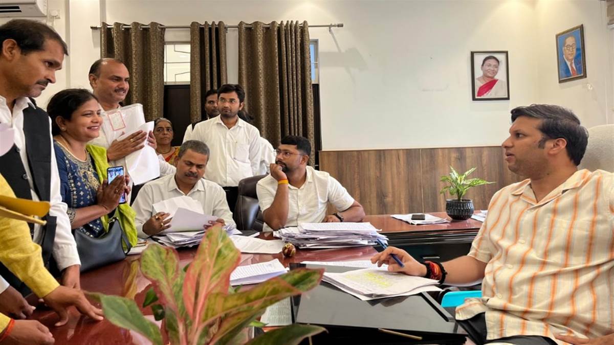 dm orders action on illegal land encroachments warns lekhpal in prayagraj