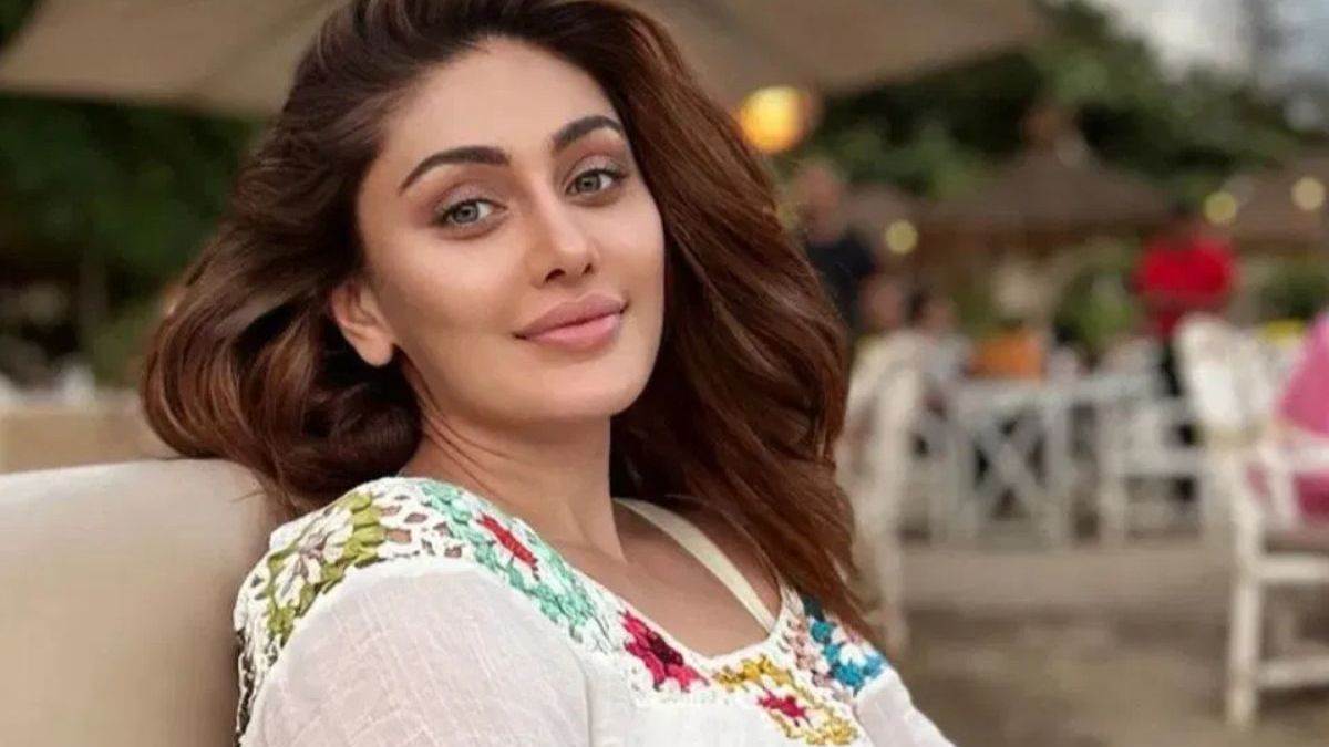 https://www.jagranimages.com/images/newimg/28062025/28_06_2025-_shefali_23969946.jpg
