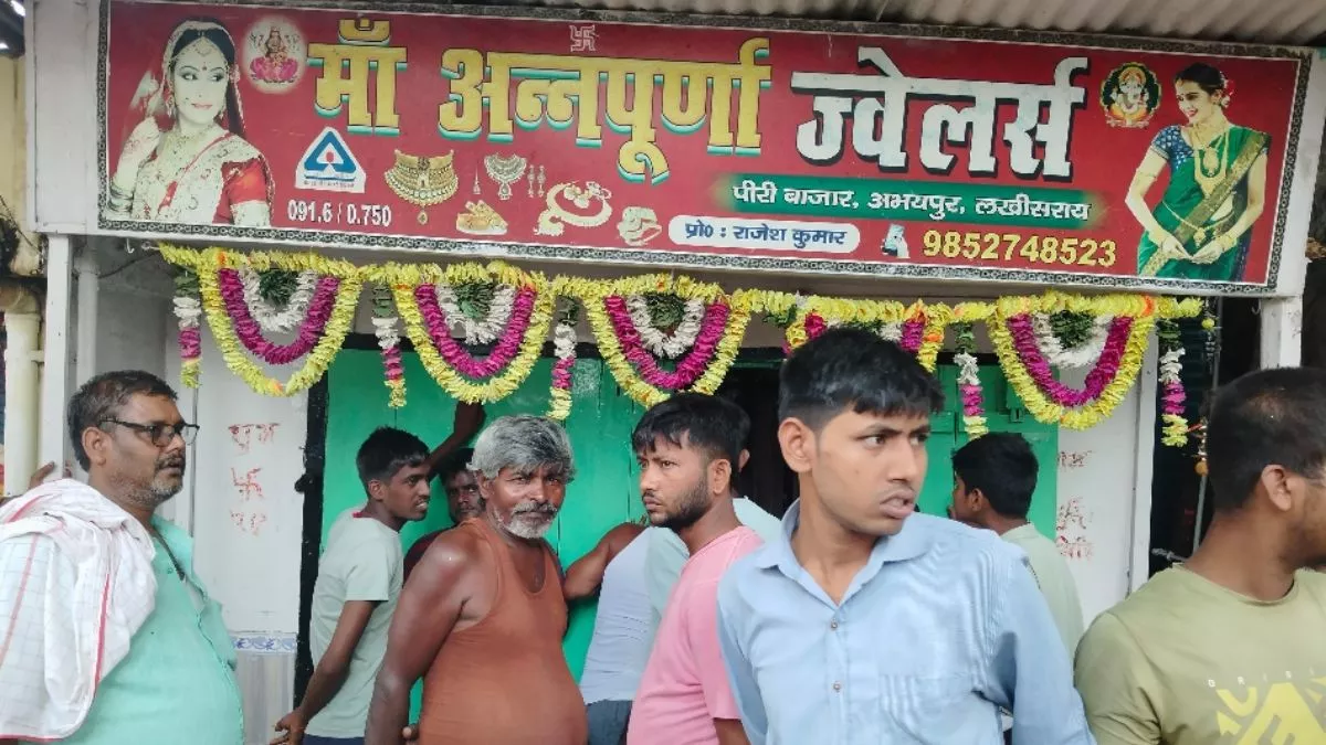 Bihar Crime: ज्वेलरी की दुकान में लाखों की चोरी, शातिर के सामने CCTV भी फेल; पुलिस सतर्कता पर सवाल