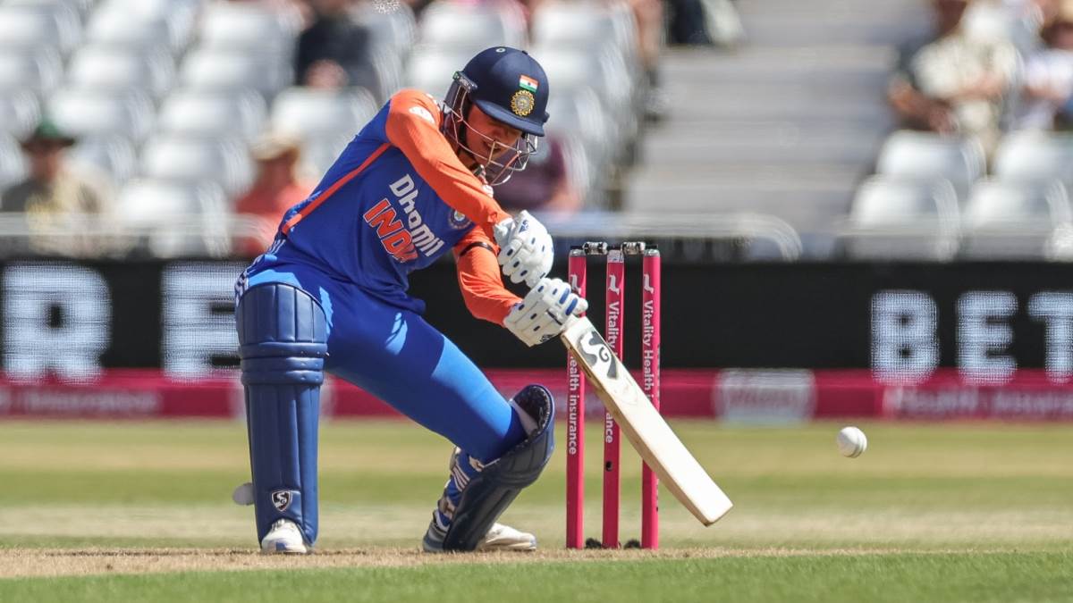 smriti mandhana becomes the first indian women to score hundred in all formats eng w vs ind w