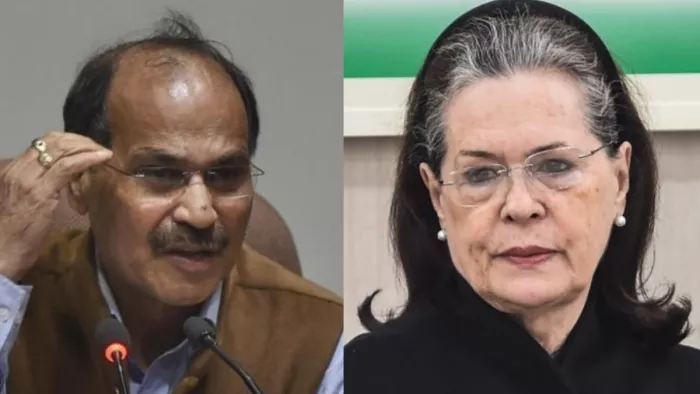 राष्ट्रीय महिला आयोग ने सोनिया गांधी (Sonia Gandhi) को इस मामले में हस्तक्षेप करने के लिए पत्र लिखा है।