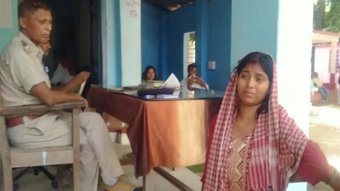 बांका में पति की शिकायत लेकर नवविवाहिता पहुंची थाने (जागरण)