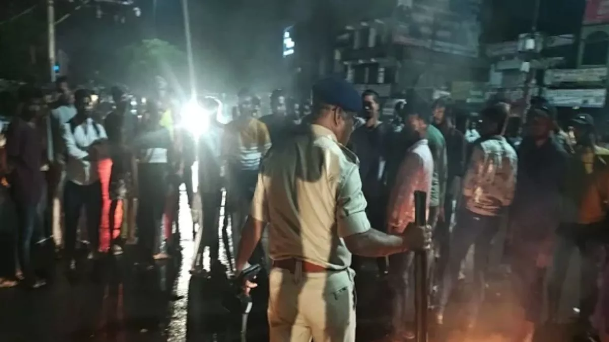 Ramgarh News: आफताब अंसारी की मौत के मामले में राजेश सिन्हा गिरफ्तार, भाजपा नेताओं ने किया जमकर विरोध