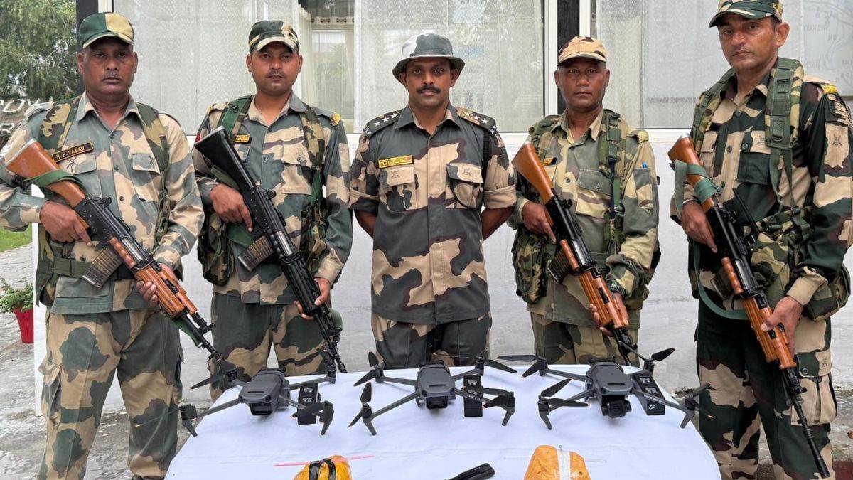 pakistan sent four drones bsf foiled infiltration weapons and heroin recovered