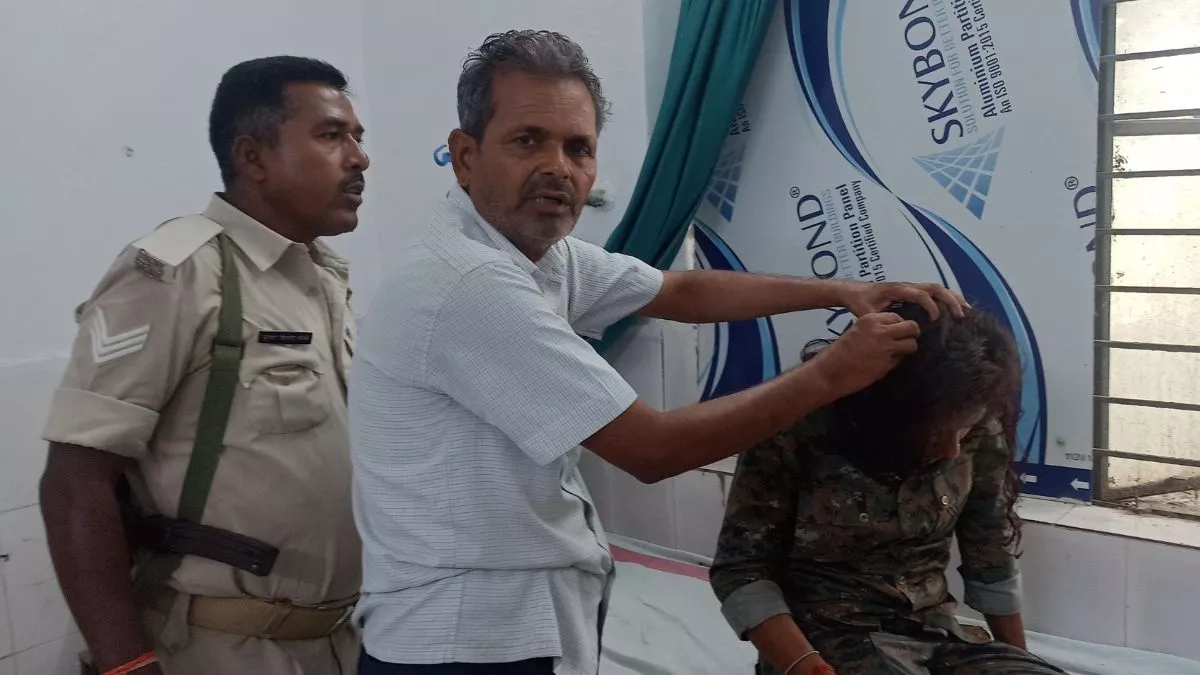 Bihar News: मुजफ्फरपुर के बोचहां में पुलिस टीम पर हमला, थानाध्यक्ष समेत आधा दर्जन जवान जख्मी