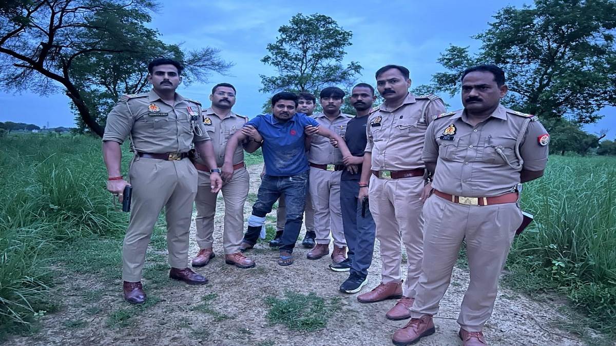 murder accused arrested in kaushambi police encounter injured with firing