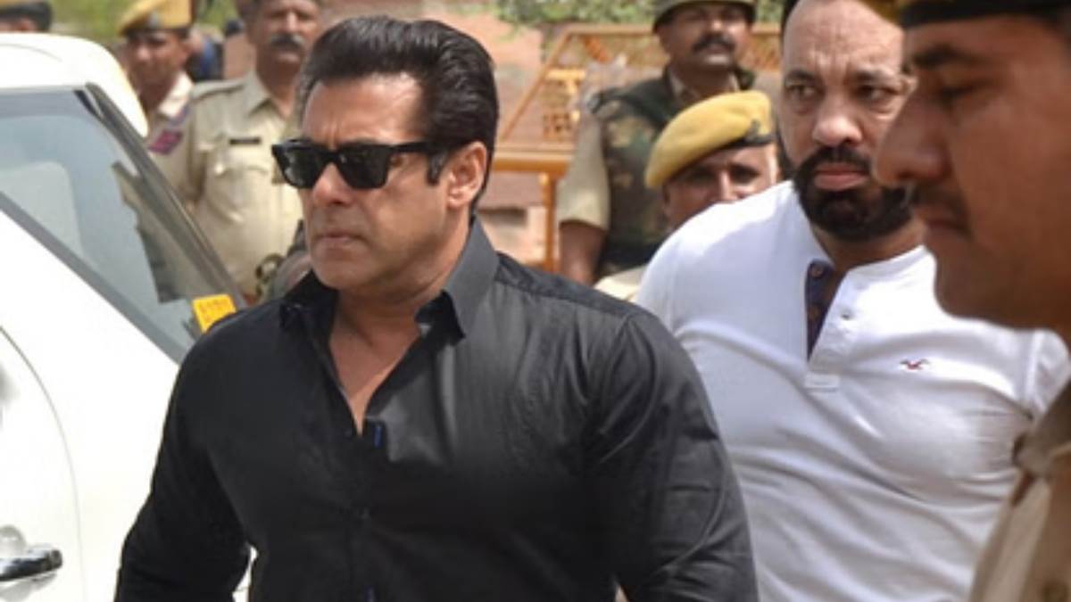 https://www.jagranimages.com/images/newimg/28072025/28_07_2025-salman_khan_23996876.jpg