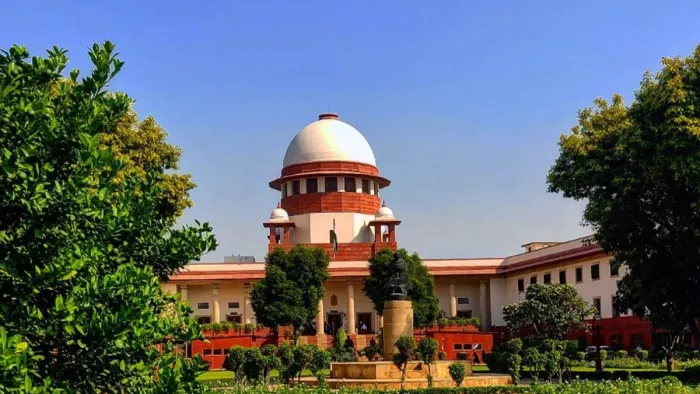 उम्र पूरी कर चुके वाहनों को लेकर सुप्रीम कोर्ट में सुनवाई आज।