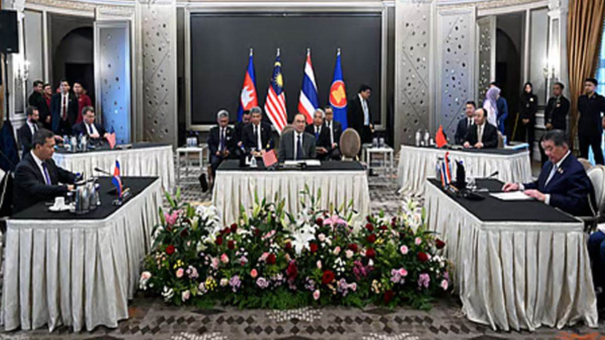 https://www.jagranimages.com/images/newimg/28072025/28_07_2025-thailand_combodia_ceasefire_23996791.jpg