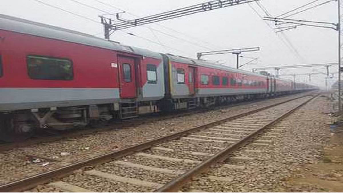 https://www.jagranimages.com/images/newimg/28072025/28_07_2025-unchahaar_express_dainik_jagran_23996628_145952958.jpg