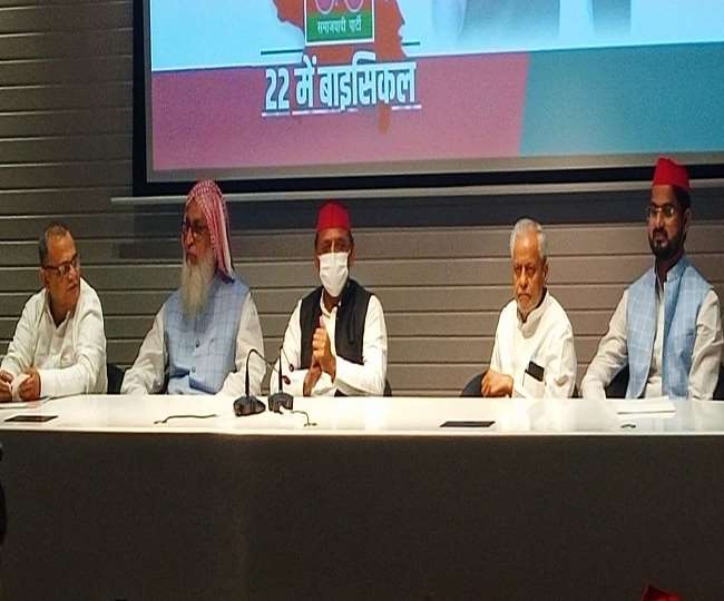मुख्तार अंसारी के भाई पूर्व विधायक सिबगतुल्लाह अंसारी आज समाजवादी पार्टी में शामिल