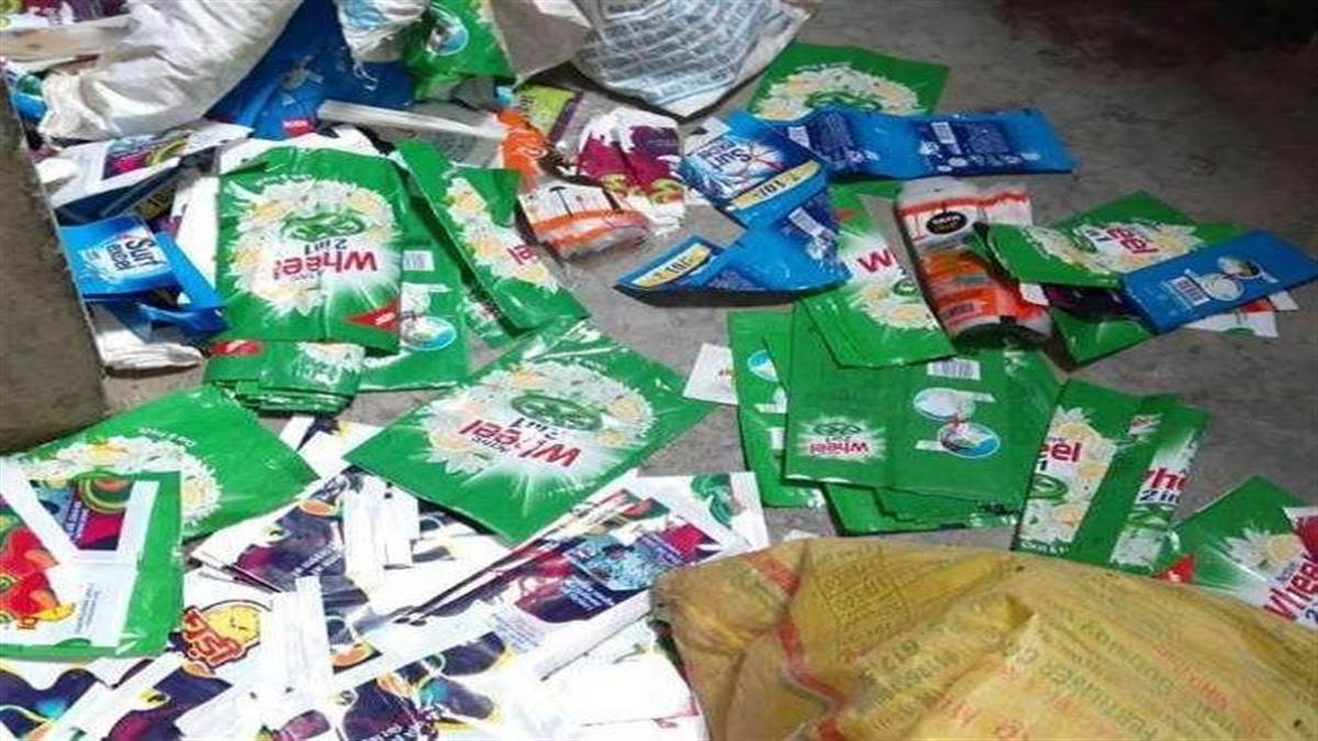 https://www.jagranimages.com/images/newimg/28082022/28_08_2022-fake_products_23020115.jpg