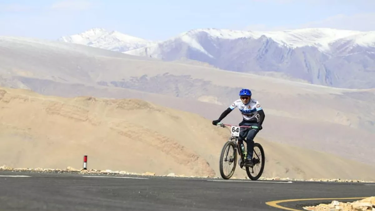 विश्व के शीर्ष 25 साइकिल सवारों से मुकाबले के लिए तैयार हो रहे लद्दाख के साइकिलिस्ट, ले रहे प्रशिक्षण