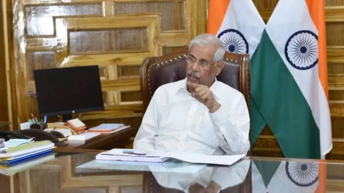 arrogance in implementing the new education policy 2023 the governor said there is not only book knowledge in it