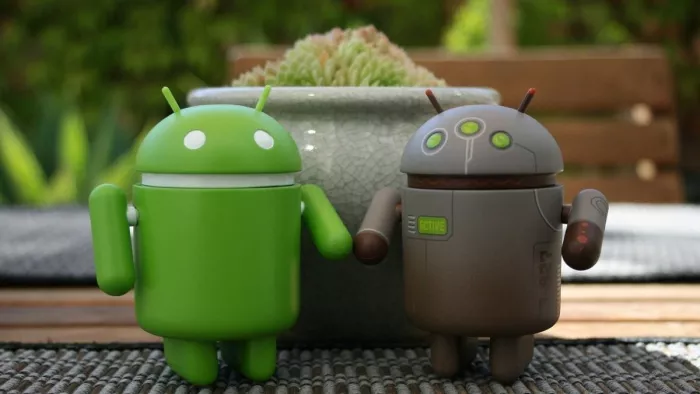 Android 14 का कर रहे हैं बेसब्री से इंतजार, जानें कब रिलीज होगा लेटेस्ट ओएस अपडेट