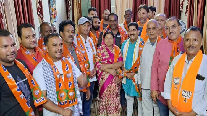 Bageshwar Bypoll 2023: BJP से जुड़े मुस्लिम समाज के लोग