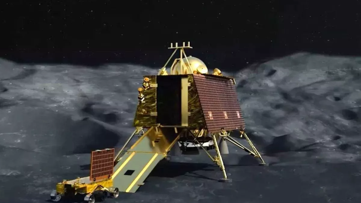 Chandrayaan-3- कोलकाता में चंद्रयान-3 की तर्ज पर बनेगा दुर्गा पूजा पंडाल, रैगिंग विरोधी संदेश भी देगी समिति