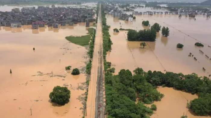 बीजिंग में 140 सालों में सबसे भयानक बारिश (फोटो, एपी)