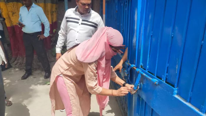 Delhi: रोहिणी के सरकारी स्कूल में दो लड़कों के साथ सामूहिक कुकर्म