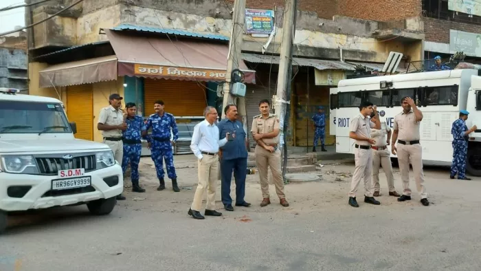 डक़ली चौक पर डयूटी कर रहे उप निरीक्षक