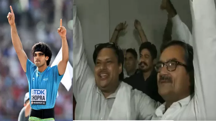 Neeraj Chopra के गोल्ड मेडल जीतने पर उनके गांव पर जमकर जश्न शुरू हो गया है।