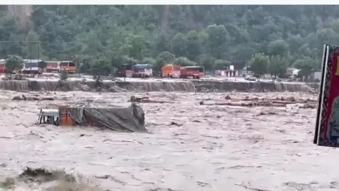 Himachal Weather Update: मौत का आंकड़ा पहुंचा 379, 8604 करोड़ का हुआ नुकसान
