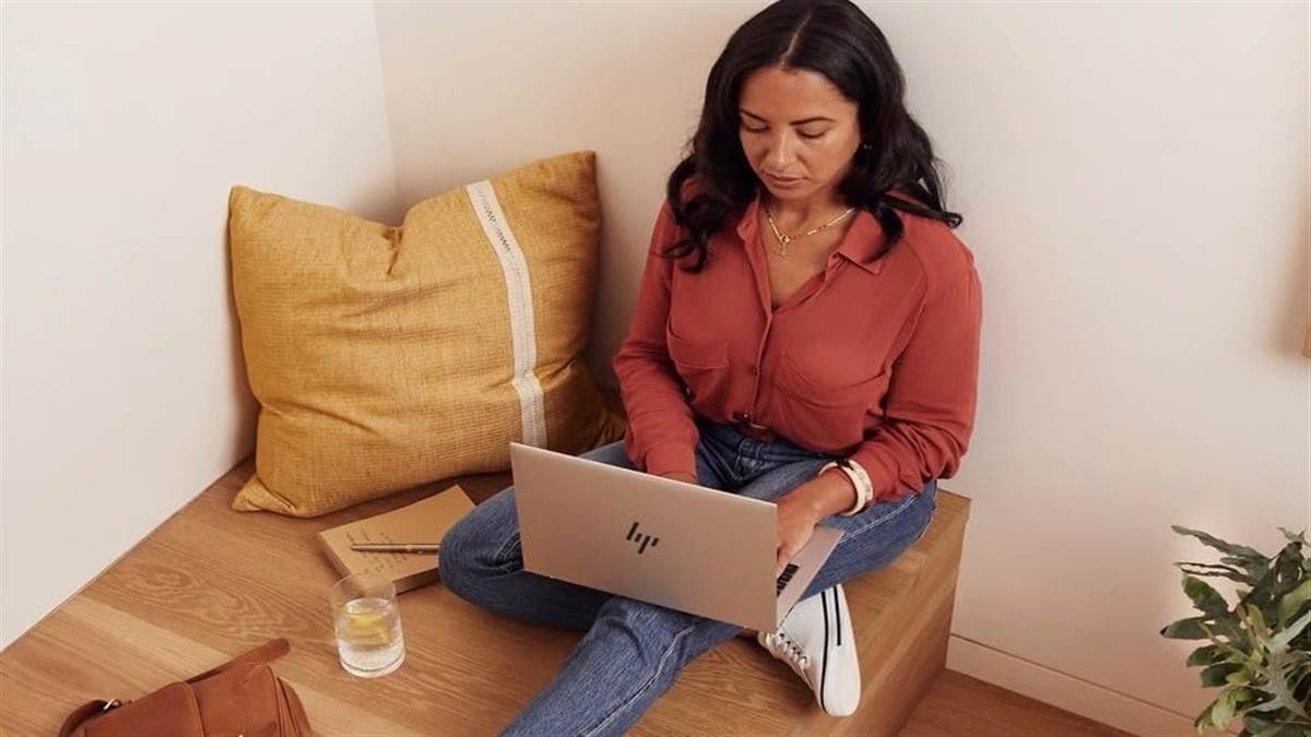 बहुत ही चउचक हैं ये Top Laptop Under 60000, सभी के बजट में होते हैं फिट, आप भी देंखे सूची और करें अपने लिए एक ऑर्डर