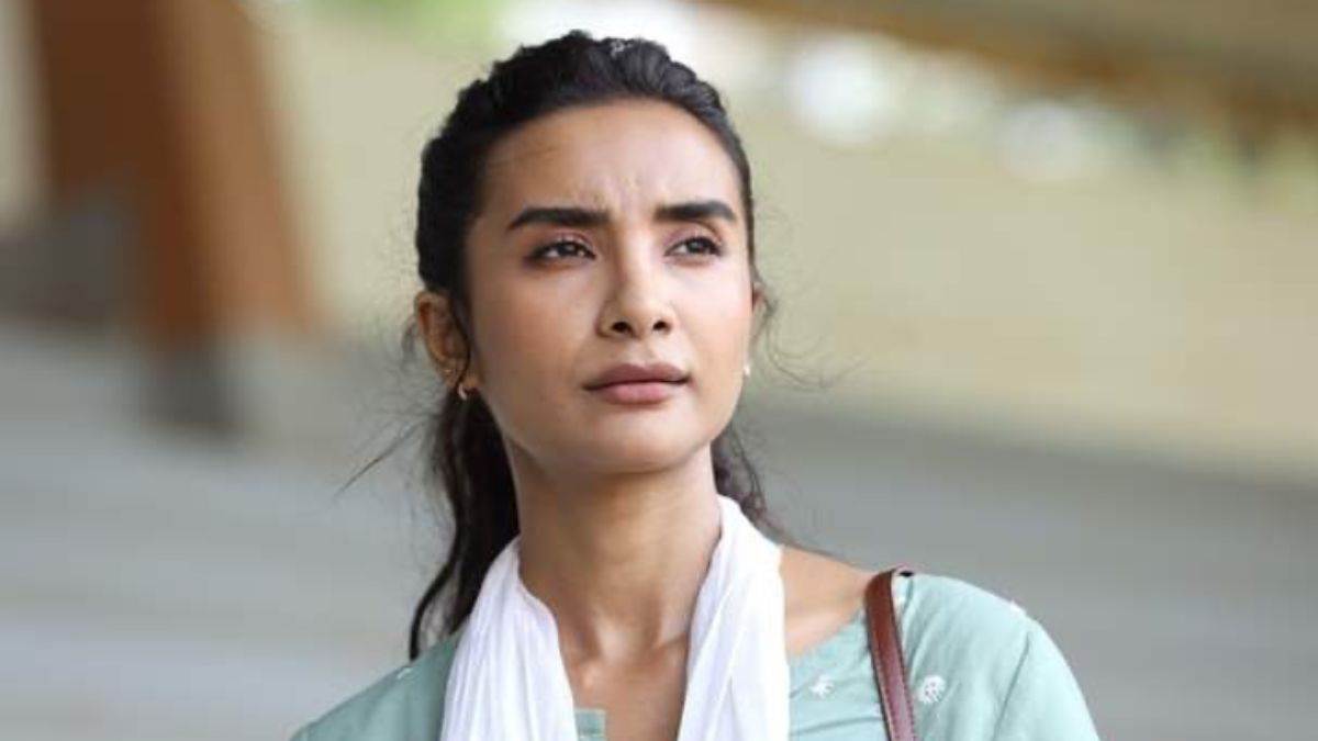 https://www.jagranimages.com/images/newimg/28082024/28_08_2024-patralekha__23786478.jpg