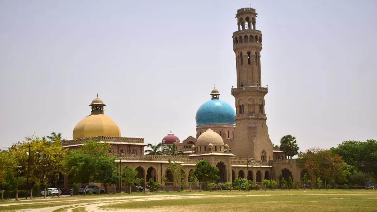 https://www.jagranimages.com/images/newimg/28082025/28_08_2025-allahabad_university_24027573.jpg