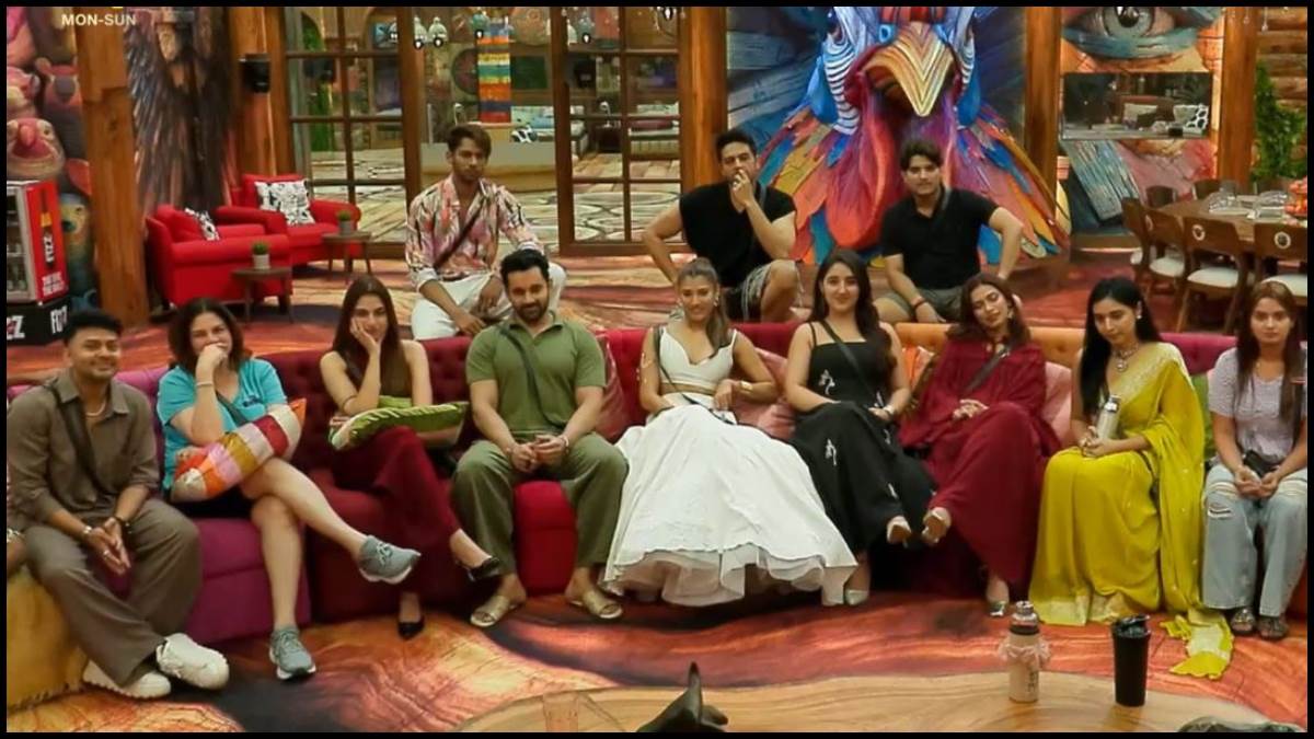 https://www.jagranimages.com/images/newimg/28082025/28_08_2025-bigg_boss_19_captain_24027632.jpg