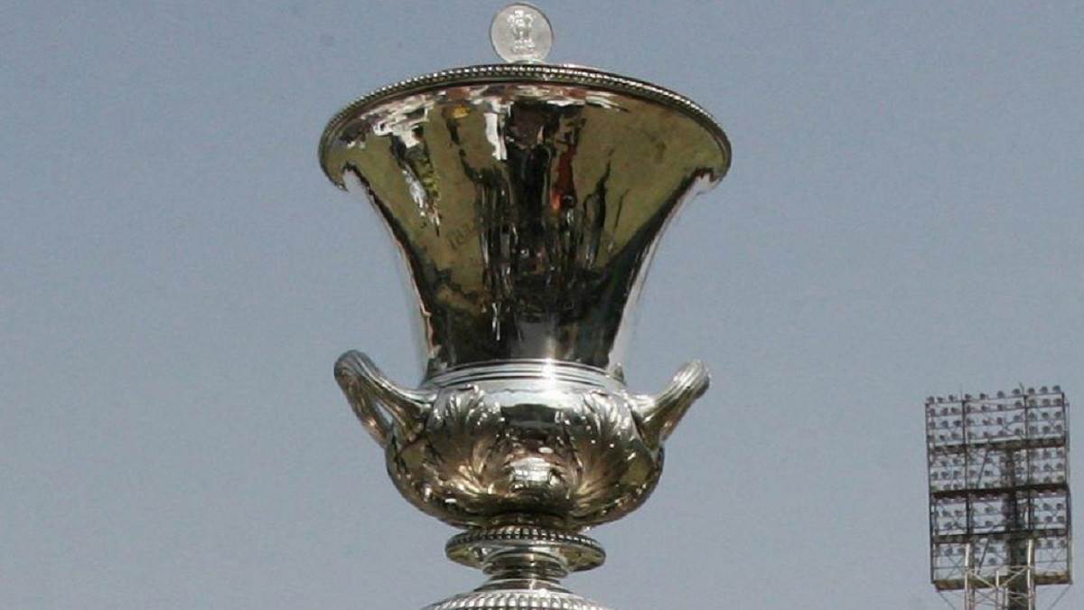 https://www.jagranimages.com/images/newimg/28082025/28_08_2025-duleep_24027118.jpg