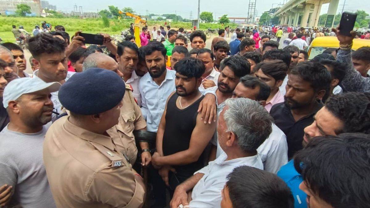 https://www.jagranimages.com/images/newimg/28082025/28_08_2025-greater-noida-death-news_24027708_123959219.jpg