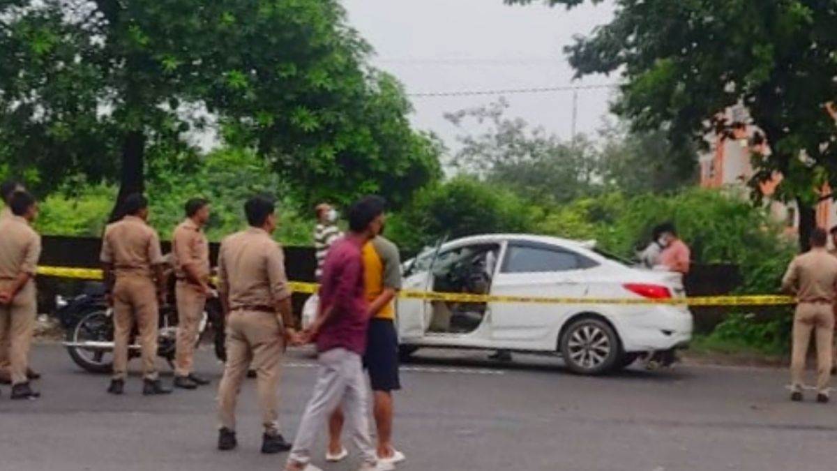 https://www.jagranimages.com/images/newimg/28082025/28_08_2025-moradabad_murder_1_24028482.jpg