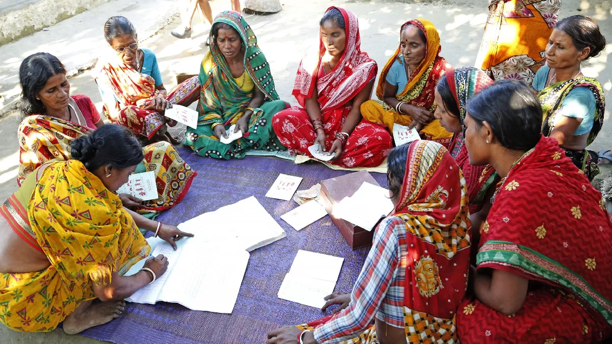 विचार: आत्मनिर्भरता में सहायक नारी शक्ति, आधी आबादी के बिना अधूरी है पूरी व्यवस्था
