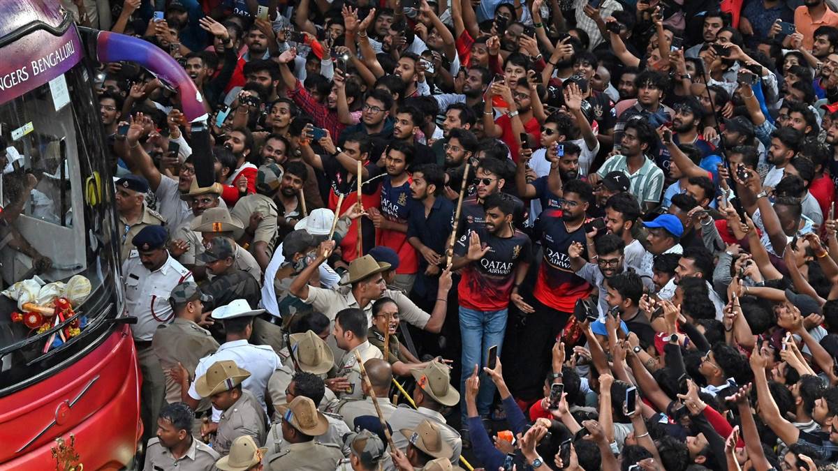 https://www.jagranimages.com/images/newimg/28082025/28_08_2025-rcb_5_24027723.jpg