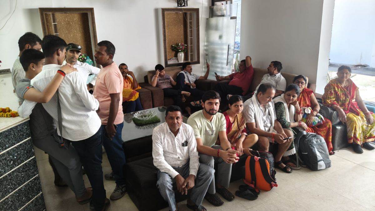 https://www.jagranimages.com/images/newimg/28082025/28_08_2025-vaishno_devi_landslide_24028421.jpg