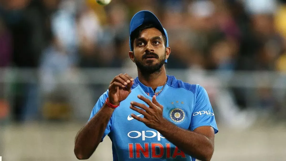 https://www.jagranimages.com/images/newimg/28082025/28_08_2025-vijay_shankar_24028488.jpg