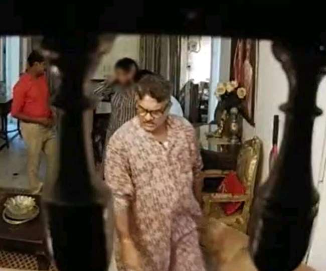 MP DG Rank Officer Purushottam Sharma Wife Assault Viral Video