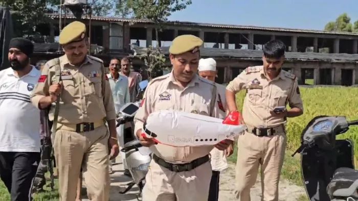 जम्मू-कश्मीर सीमा पर मिला पाकिस्तानी गुब्बारा