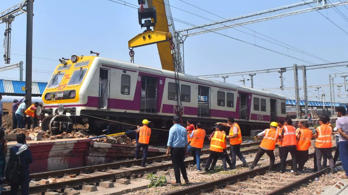 Mathura Train Accident- लापरवाही में पांच रेलवे कर्मचारी सस्‍पेंड, जांच के लिए गठित की गई चार सदस्यीय टीम
