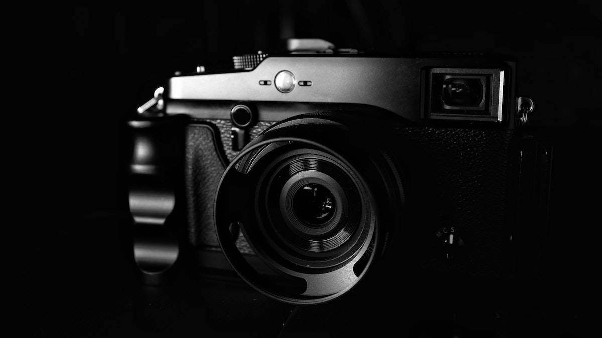 1 लाख से कम कीमत वाले इन Mirrorless Cameras का बजता है डंका, प्रोफेशनल फोटोग्राफी के लिए आज भी हैं पहली पसंद